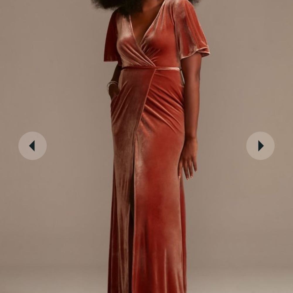 David’s Bridal Cinnamon Stretch Velvet Flutter Sleeve Bridesmaid Dress size 16